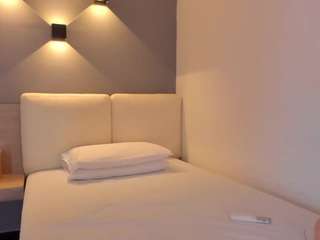 latinfussion camsoda stream image