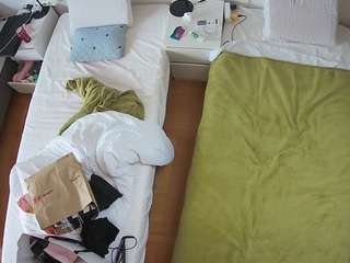 voyeurcam-julmodels-bed-5 camsoda stream image