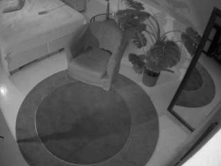 voyeurcam-julmodels-whitebed-5 camsoda stream image