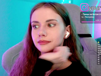 VikkiExtraCheese bongacams stream image