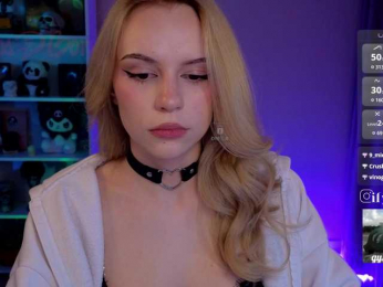 fymryn bongacams stream image