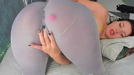 RedAssHottie stripchat stream image