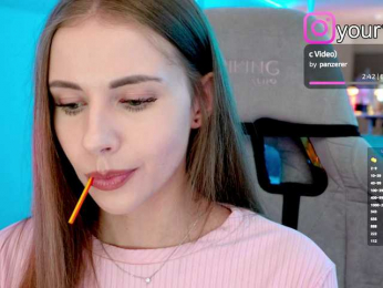 VikkiExtraCheese bongacams stream image