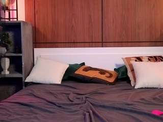 juliamasson camsoda stream image