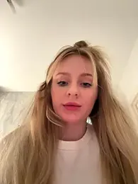 CaseyCumFace stripchat stream image