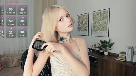 LaureMestler stripchat stream image