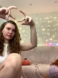 Radiants_two stripchat stream image