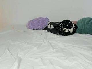 vampire-girl camsoda stream image