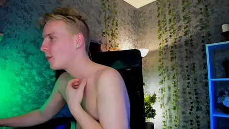 AlexxSweet stripchat stream image