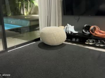 golden_alinee chaturbate stream image