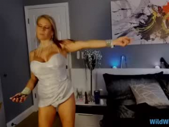 wildwifebarbie chaturbate stream image