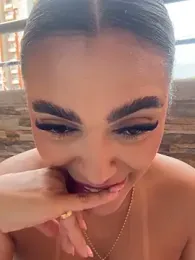 emma_andrew1 stripchat stream image