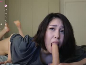 ki_mi chaturbate stream image
