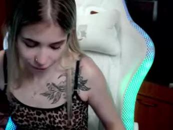 ho1yh01e chaturbate stream image, 11.11.2025 18:40