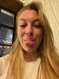 Sweet___Emily stripchat stream image