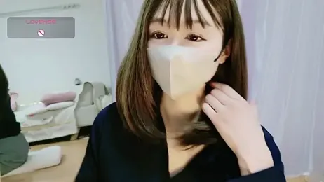 aaanyan stripchat stream image