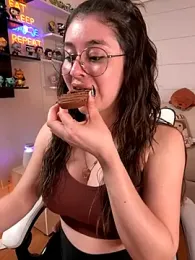 Sharon_07 stripchat stream image