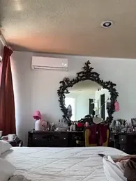 Izy_cute_ stripchat stream image