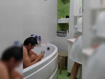 Alex80-201 bongacams stream image