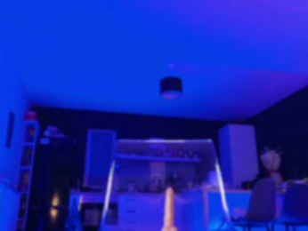 EmilyxJames bongacams stream image