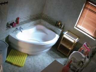 voyeurcam-julmodels-bath-1st-2 camsoda stream image