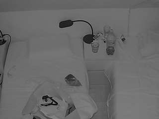 voyeurcam-julmodels-bed-7 camsoda stream image