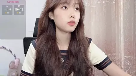 Lvy--v stripchat stream image