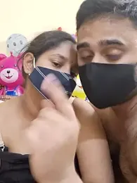 IND_COUPLE1 stripchat stream image, 24.02.2025 15:40