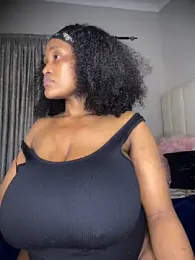 Bustygoddess32 stripchat stream image