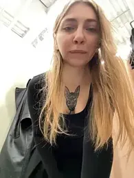 Sunny___Bunny stripchat stream image