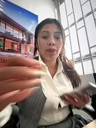 LIZ-06_ stripchat stream image