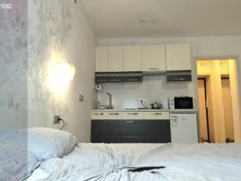 yuly_terner chaturbate stream image