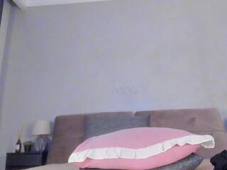 Naomi Asian flirt4free stream image