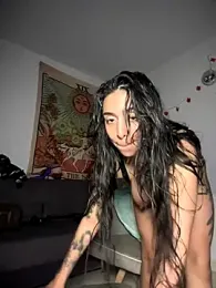 kiaraglam2 stripchat stream image