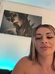 IsabellaEtthan stripchat stream image