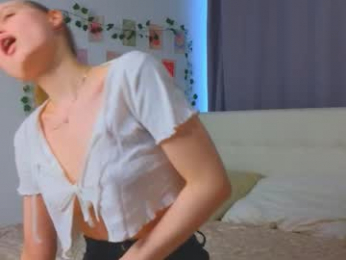 xiaobrunscheen chaturbate stream image