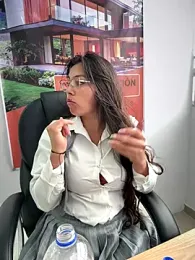 LIZ-06_ stripchat stream image