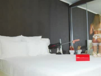 hefner_girl chaturbate stream image