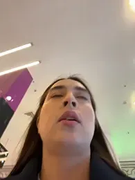 Holly_Play stripchat stream image