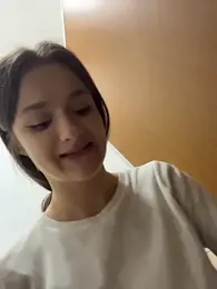 KittyQueeny stripchat stream image