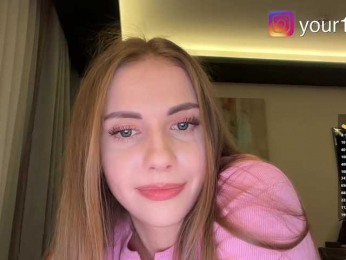 VikkiExtraCheese bongacams stream image