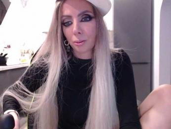 blondalina bongacams stream image