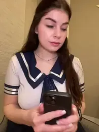 EllyNora stripchat stream image