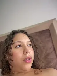 Shara_dreams stripchat stream image