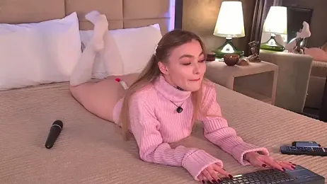 AriWild stripchat stream image