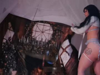 mollyflwers chaturbate stream image