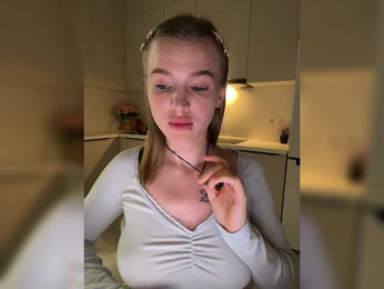 Kate_kotuk bongacams stream image