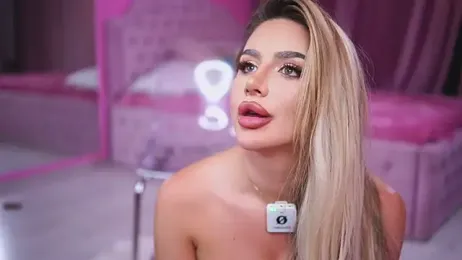 AshleySinn stripchat stream image