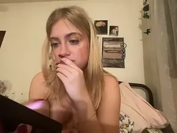 sinfulblonde1 stripchat stream image