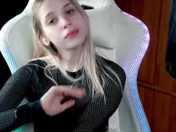 ho1yh01e chaturbate stream image, 05.12.2025 19:10